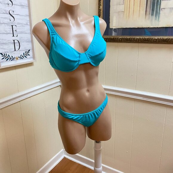 VENUS Other - VENUS Aqua Reef 2 piece Swim Suit 38B/40A top & Cheeky Bikini Sz Small